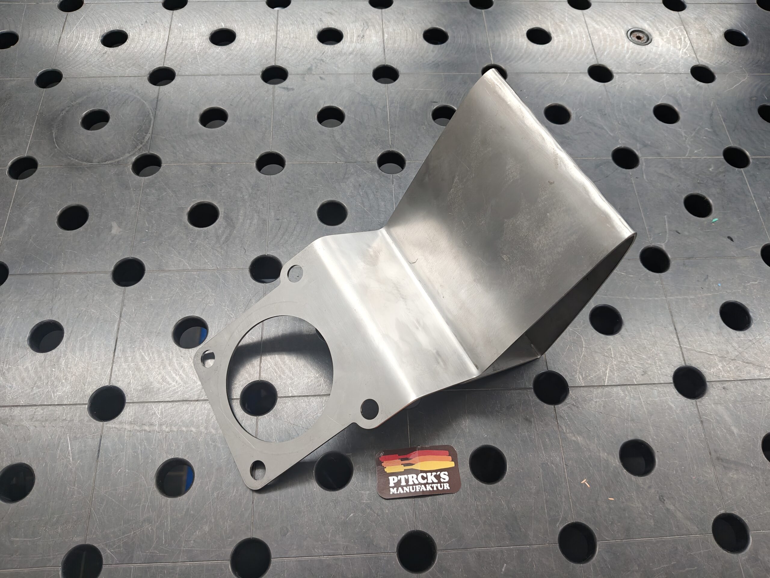 TS8 B-Abgang Schlauchhalter